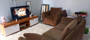 Agnes\ apartments